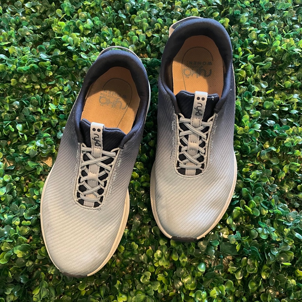 Gray Women’s Shoes